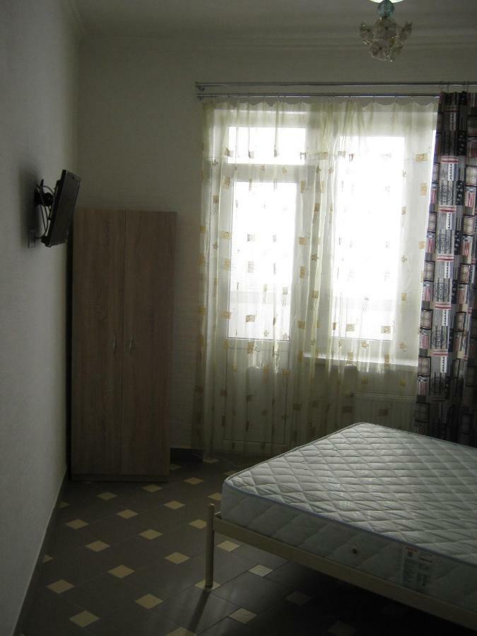 Мини Отель П88/1 Odessa Esterno foto